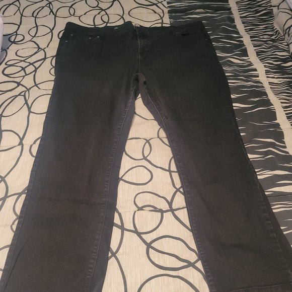 DC Jean's Size 26W  Black, Straight Leg - Picture 1 of 5